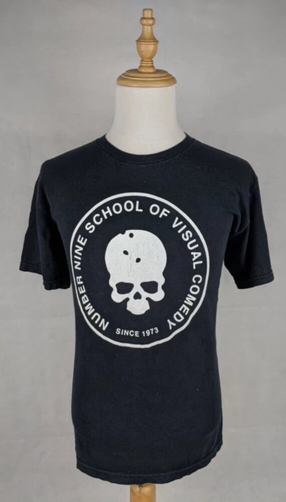 School of Visual Comedy Tee Size: US L / EU 52-54