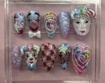 Uñas postizas personalizadas estilo payaso de circo