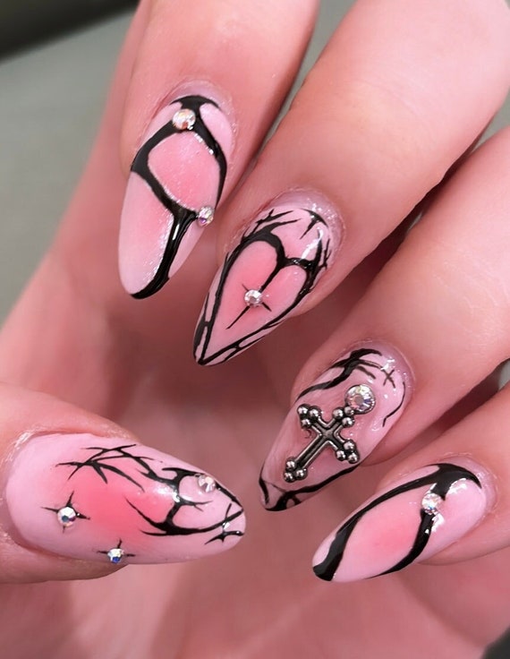 ネイルチップオーダーページy2k emo grunge Grunge Y2K Custom Press on Nails- Handmade - Etsy
