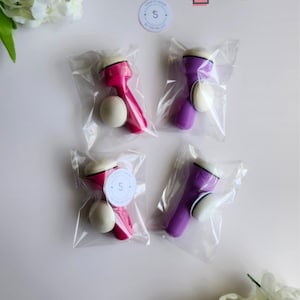 Aplicador de tinta y herramienta de mezcla con 2 almohadillas de espuma, estilos de cúpula y circulares planos para hacer tarjetas, diarios basura, libros de recuerdos y más.