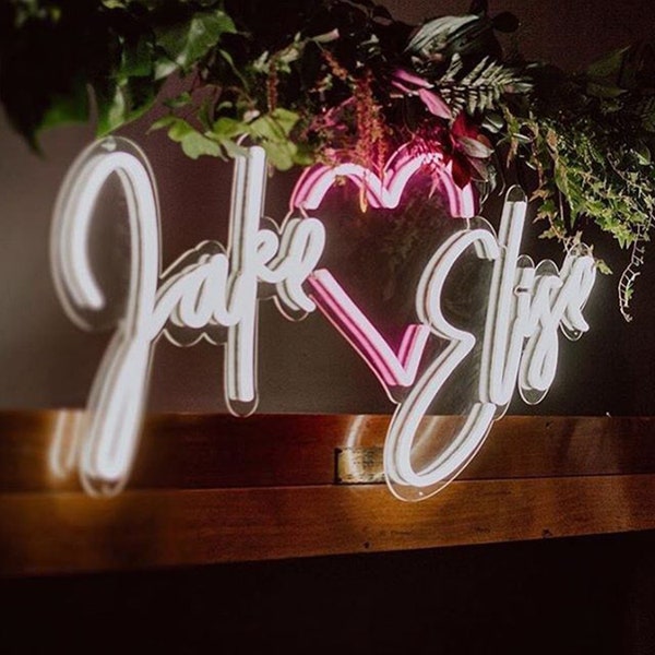 Couple Names Wedding Neon Signs - Custom Neon Signs - Wedding LED Signs - Wedding Photo Booth Sigsn - Names Neon Sign - Last Name Neon Signs