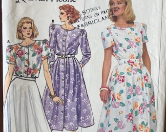 1980年代のバタリックドレスのパターン