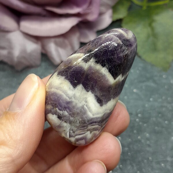 Large Chevron Dream Amethyst Tumbled Stone - Banded Amethyst - Dogtooth Amethyst - Crystal Gemstone