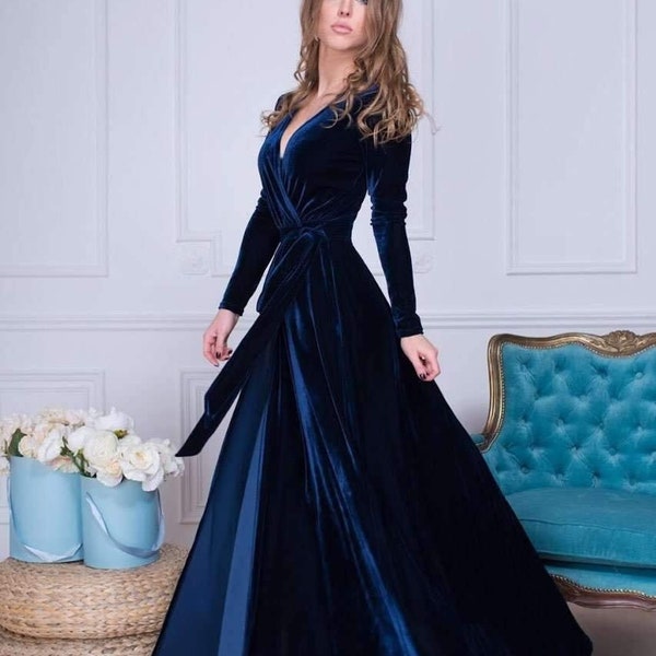 Navy Blue Long Sleeve Velvet Maxi Dress