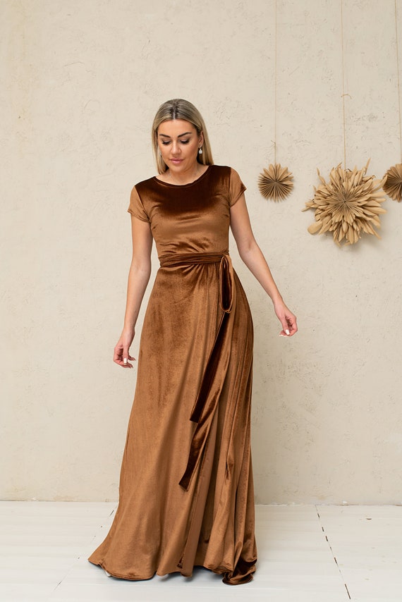 Taffeta Shirtdress Gown With Metallic Jacquard Skirt – Elilhaam