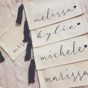 Personalized Make Up Bag for Bridesmaids, Maid of Honor, Matron of Honor, Mother of the Bride, Mother of the Groom
