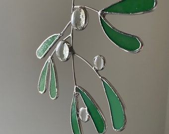 made to order*stained glass mistletoe christmas suncatcher decor