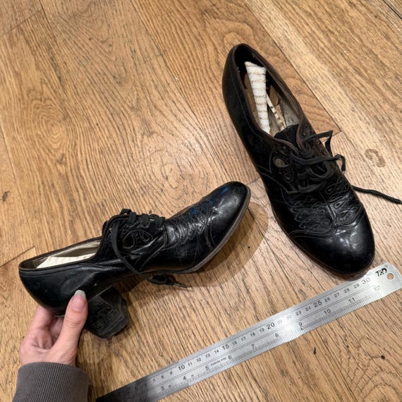 1910s–1920s Black Leather Lace-up Oxford Heels – Early Jazz Age
