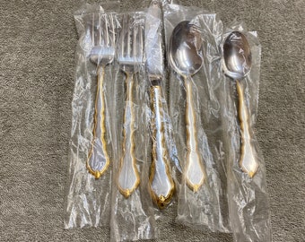 Oneida Stainless Flatware GOLDEN ROYAL CHIPPENDALE Gravy Ladle