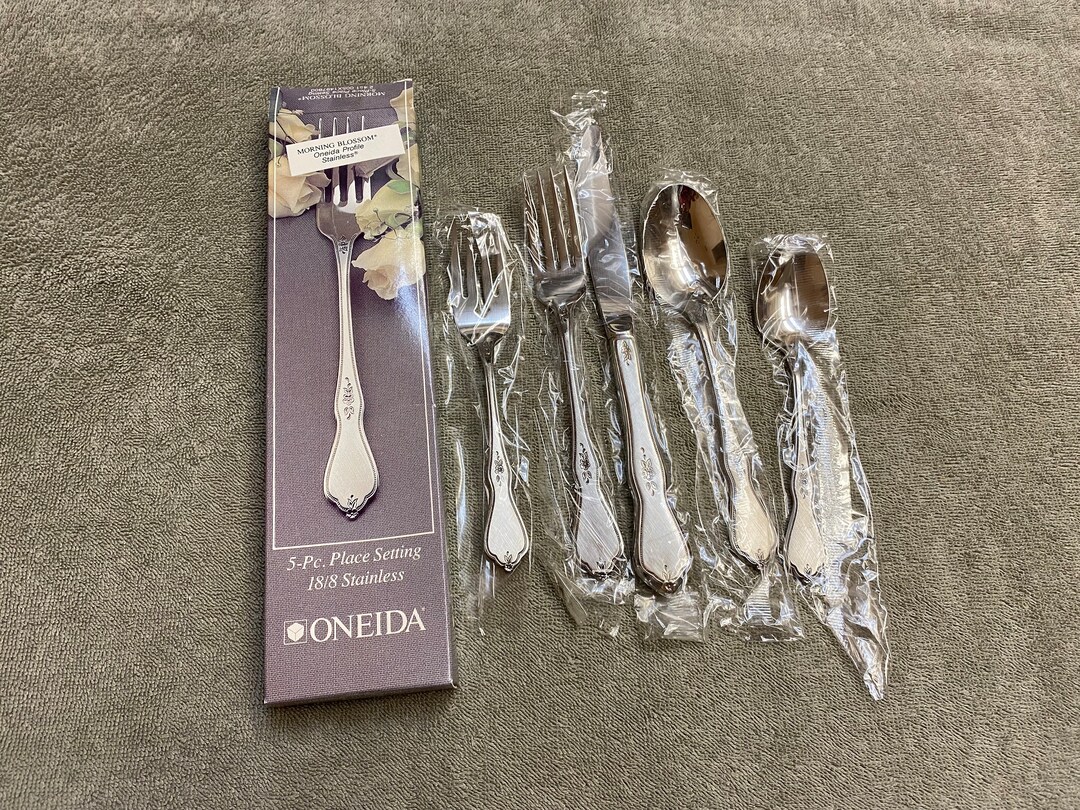 Oneida Morning Blossom Profile Stainless Flatware One5 Piece Place