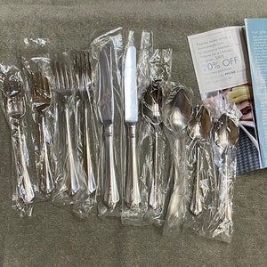 Oneida Juilliard Heirloom USA stainless flatware 10 piece set