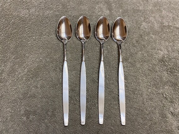 Oneida Community TWIN STAR Iced Tea Spoons Lot of 4 very nice 