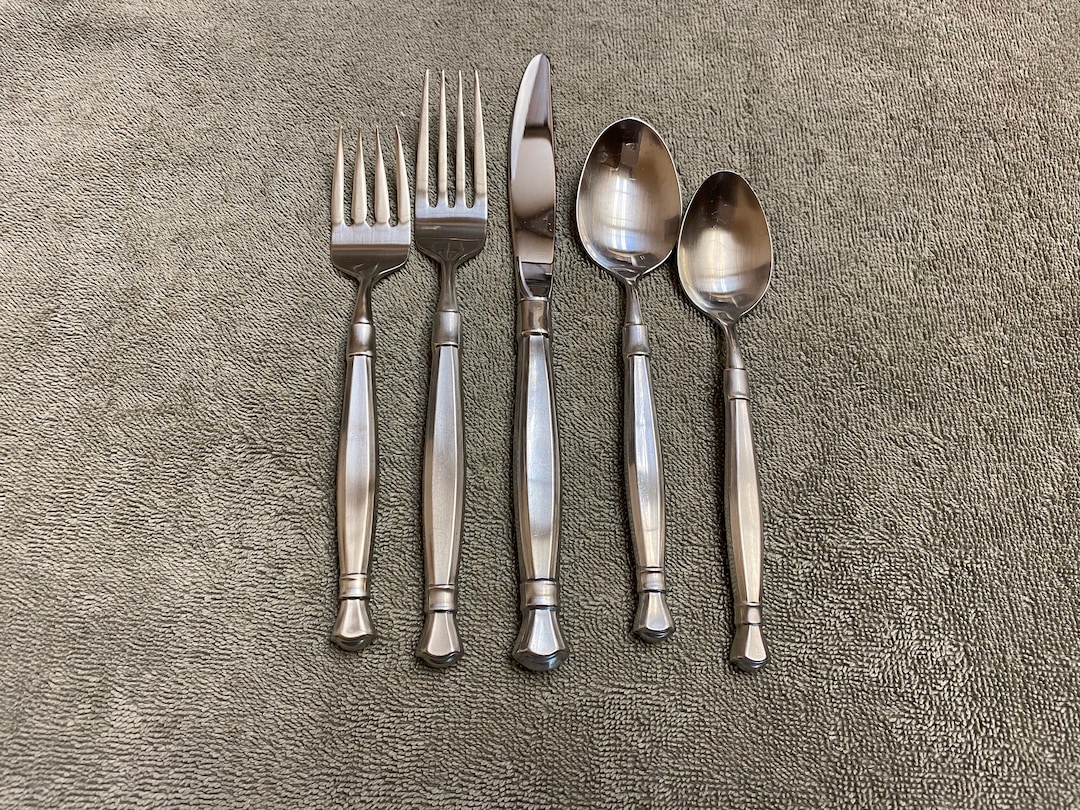 Oneida Act II 2 Satin Stainless Flatware One5 Piece Place Setting Etsy