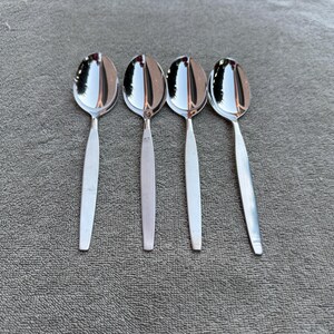 Oneida Frostfire Community stainless steel flatware 4 place/oval soup spoons 6.75&quot; Excellent!