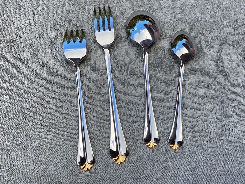 Oneida Juilliard Flatware - Thumbnail 4