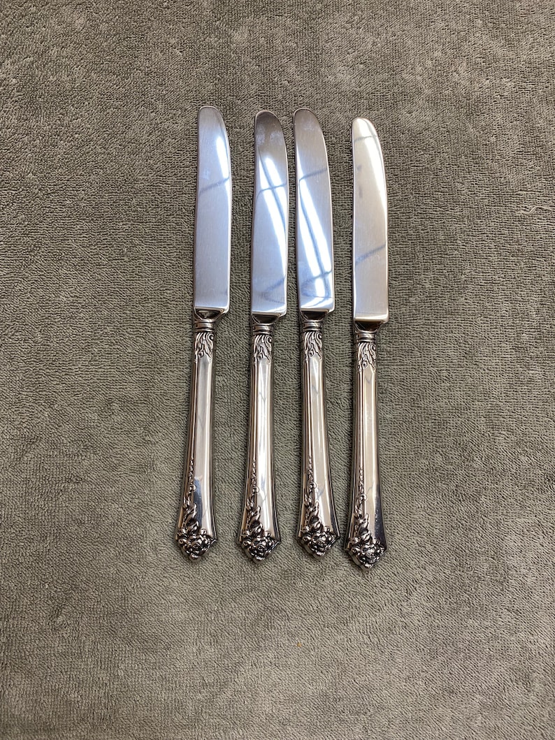 Oneida Damask Rose Stainless Flatware 20 Piece Set Excellent Etsy