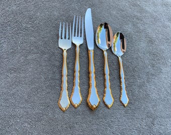 Oneida Golden Royal Chippendale stainless flatware ONE-5 pc place setting
