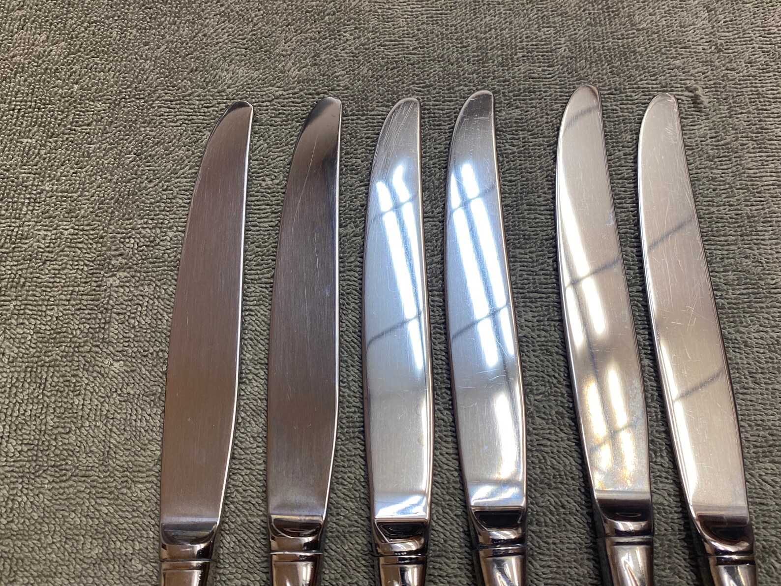 Oneida Calla Lily Deluxe Stainless Steel Flatware 6 Dinner Knives 97/8