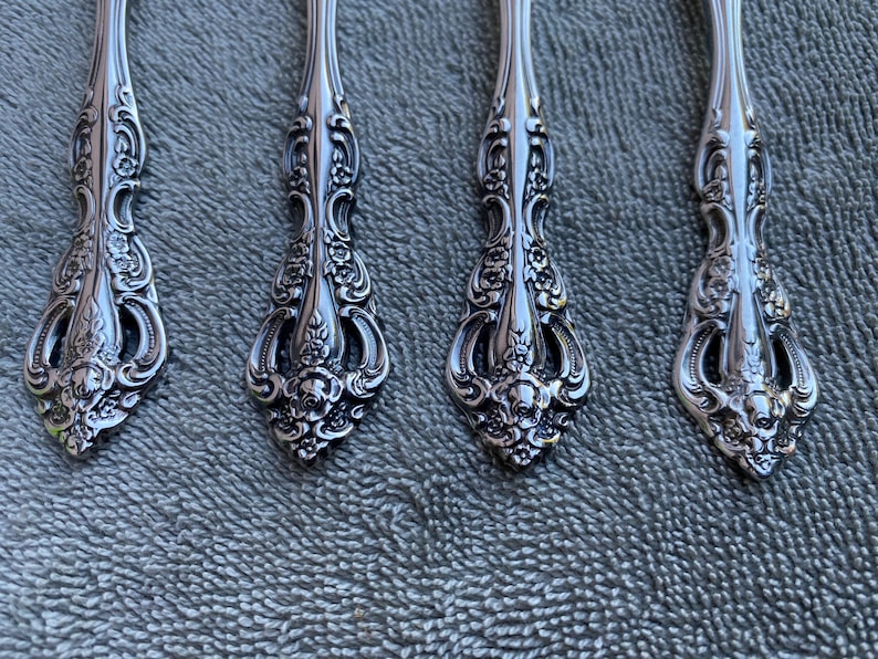 Oneida Michelangelo Teaspoons - Thumbnail 4