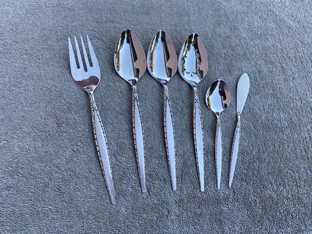 Onedia Serving Rack Oneida Venetia Community Stainless Flatware 6 Piece Serving Hostess Set ...
