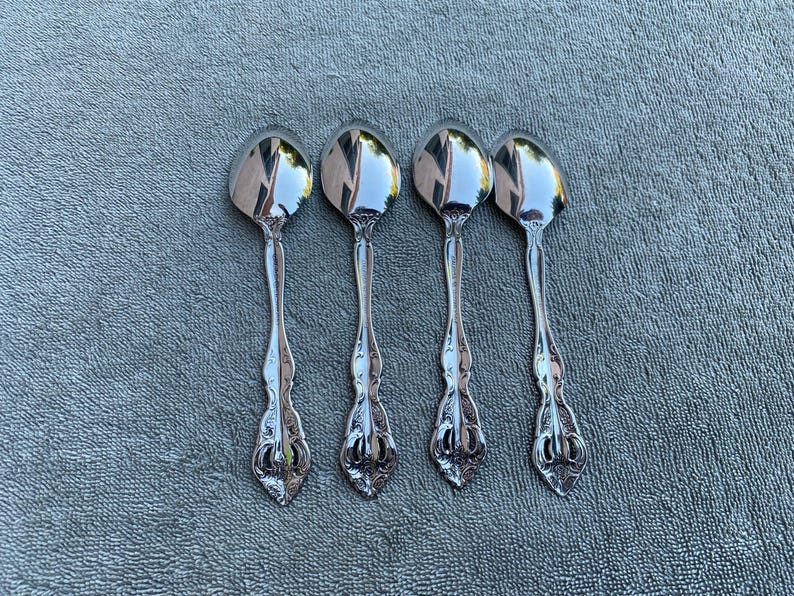 Oneida Michelangelo Teaspoons