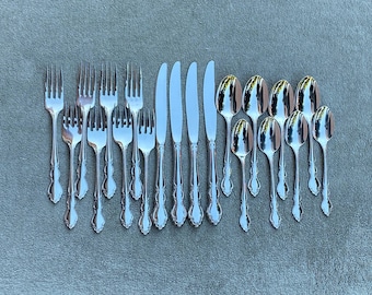 Oneida Dover Glossy Heirloom rostfreies Besteck 20 teiliges Set, Service für 4.