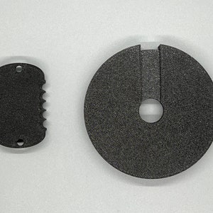 Smoke Stack Cover und Fettablass Plug schwarz Set für Traeger Grills **2022 Update**