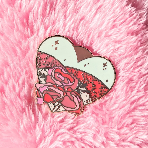 I Heart Flowers Hard Enamel Pin | Heart Shaped Nature Lover Badge | Pink Flower Field Lapel Pin