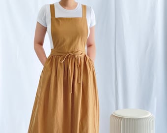 buy pinafore