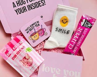 Friend Pamper Box: Smile Socks, Candy Kittens, Hot Chocolate, Tea Coaster (Letterbox Gift)