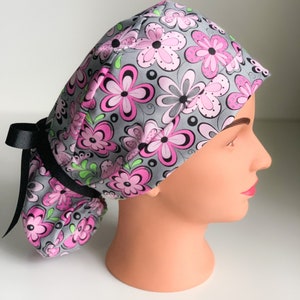 Ponytail scrub hat floral , Pink and Black flowers, watercolor floral scrub cap ,womens surgery hat, Scrub hat, OR hats,