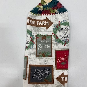 Christmas Towel, Christmas Hanging Towel, Hanging Button Towel, Hanging Crochet Dish Towel, Hanging Crochet Towel, Crochet Towel Topper,