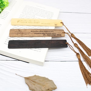 Engraved Sandalwood Bookmark: Personalized Wooden Gift