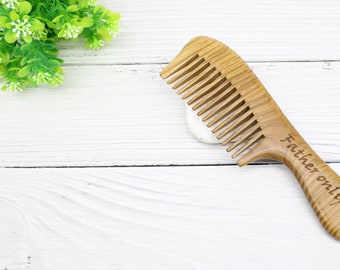 Custom Anti-Static Wooden Comb,Wooden combs，Father&#39;s Beard care,Mother&#39;s Hair care,100% Natural Green Sandalwood Wooden Wide Tooth Combs。