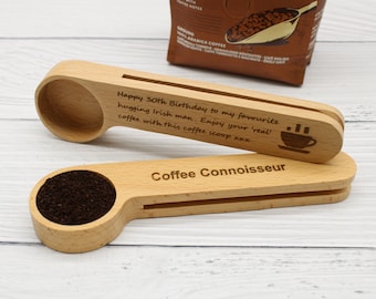 Personalized Wooden Coffee Scoop with Clip: Engraved Beech Wood spoon