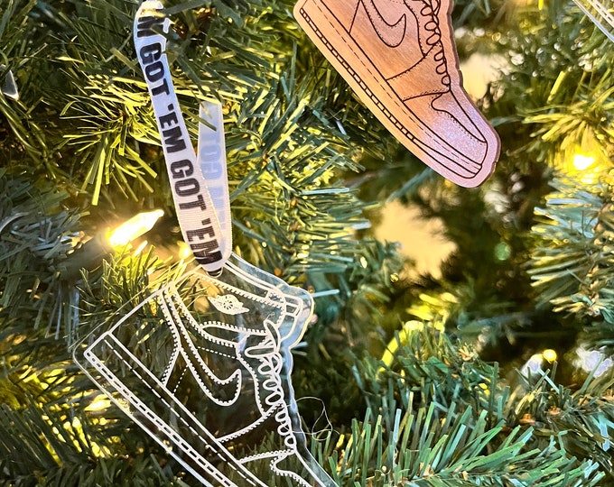 Sneaker Ornament Sneakerhead Gift Tag Reverse Mocha Olive 1 Shoe