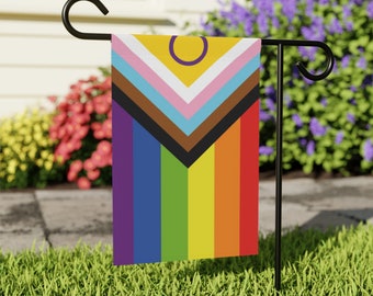 Intersex-Inclusive Progress Pride Flag Garden & House Banner (keine Stange), LGBTQIA + Home Decor, Inclusive Wohnraumartikel, Queer-Owned Business