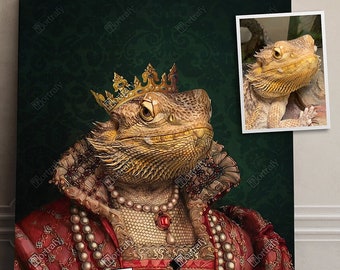 Custom Queen pet portrait with Crown on Regal Bearded Dragon, Custom Queen Pet Portrait, Bearded Dragon gift, unique gifts for pet owners