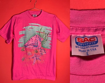 VTG Single Stitch Hot Pink Sea Tshirt Size L Made In USA