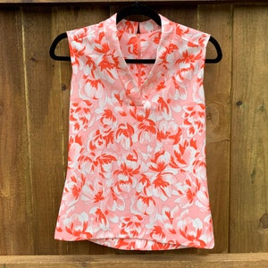 Vintage 1960’s Shirt Mod Style Pink Orange White Floral Funky Top size Small Medium Womens