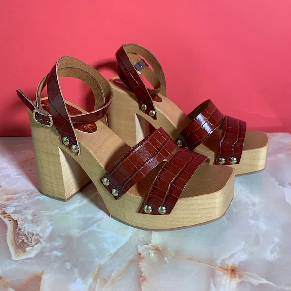 NWT Free People Mallory Clog Platform Croc Strappy size womens 9 / 40