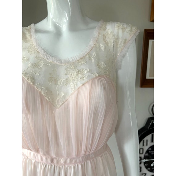 Vintage 50s 60s Juliana Lingerie blush pink lace … - image 4