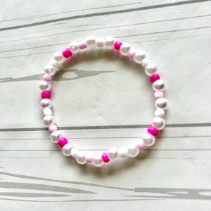Baby Pink and Hot pink bracelet with pearls| Friendship Bracelet | Bracelet Exchange