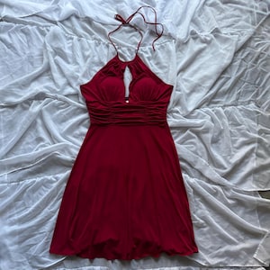 open lace back dress SAMANTHA JONES IN RED DRESS, ROME, 1969 by Ormond Gigli Poster Posters Wall  Art Painting Canvas Gift Living Room Prints Bedroom Decor Poster Artworks  12x18inch(30x45cm) : Amazon.ca: Home