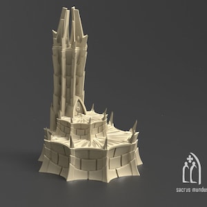 Puede incluir: Un modelo impreso en 3D detallado de una torre alta y ornamentada con un techo puntiagudo y detalles intrincados. La torre está hecha de un material beige claro y parece ser una estructura arquitectónica en miniatura.