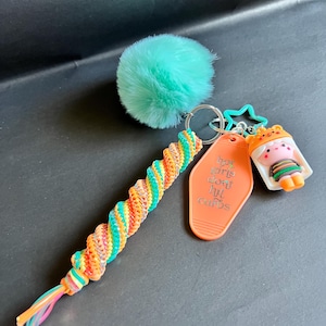 Boondoggle-sleutelhanger met bedels