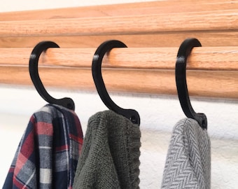 10 pack Space-Saving Everything Hanger – Dorm Closet Organizer for Hoodies, Dresses & Pants