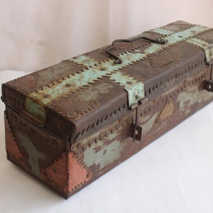 Vintage Suitcase, Decorative Treasure Wooden Trunk Antique Leather Suitcase  Storage Box For Books Jewelry Document Stash