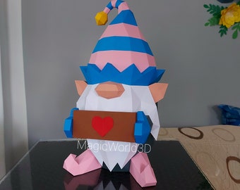 Gnomo (1) Papercraft Template, Low Poly DIY Sculpture (PDF, SVG, Studio3)