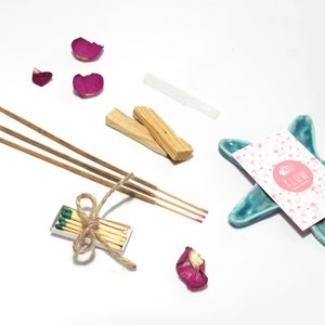 Floral Bundle with Palo Santo, Selenite and Incense in Stick - BALANCE & CLARITY